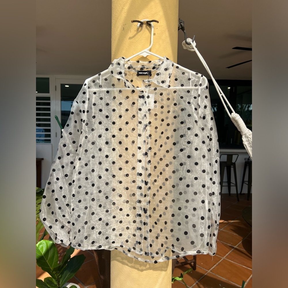 CLASSY BUTTON DOWN SHIRT POLKA DOT